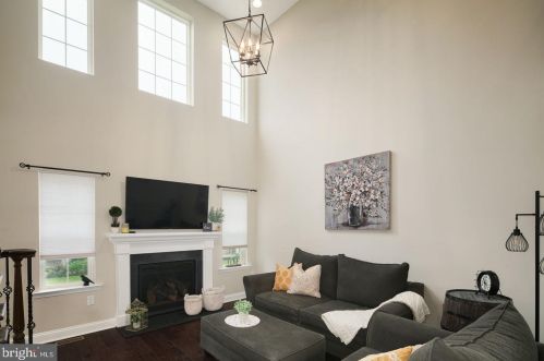 1205 Lexington Mews, Auburn, NJ 08085-1318