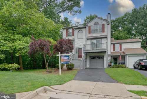 10238 Faire Commons Ct, Springfield VA  22015-2857 exterior