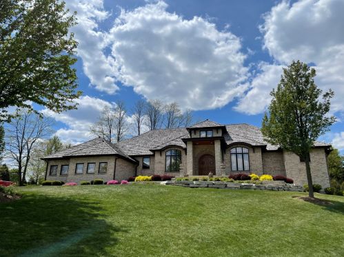 11011 Berltsum Ln, Bull Valley, IL 60098-6416