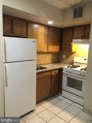 730 10th St, Philadelphia, PA 19147-1959