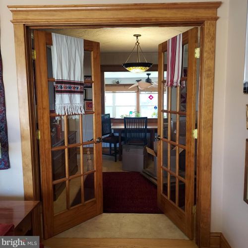 177 Upper Fry Rd, Trenton NJ 08628-2734 exterior