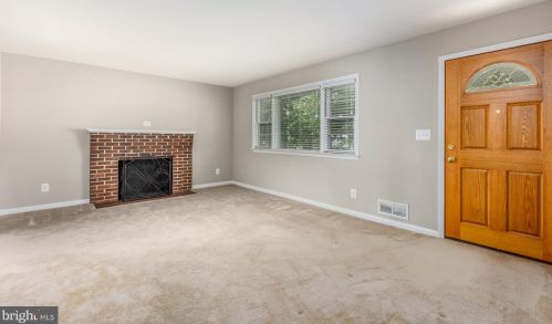 7209 Lamar Dr, Springfield VA  22150-3129 exterior