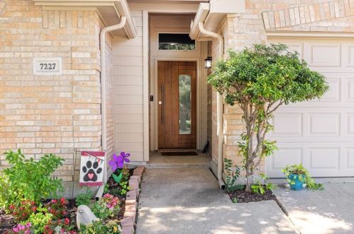 7227 Hillshire Ln, Garland TX  75048-5647 exterior