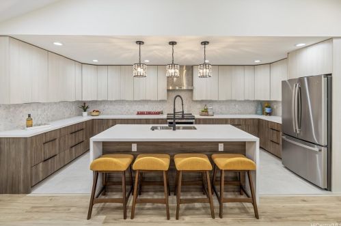 1029 Makaiwa St, Honolulu HI  96816-5403 exterior