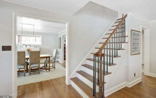 40 Headley Pl, Maplewood, NJ 07040-1112