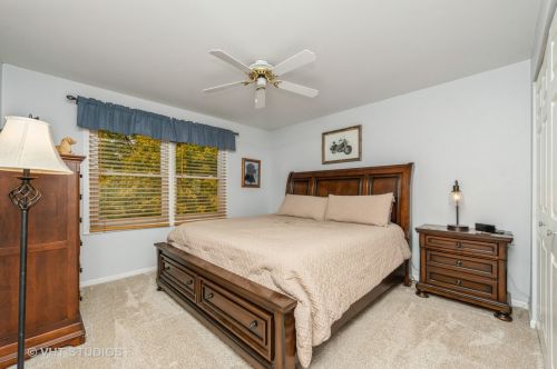 2313 Elk Dr, Spring Grove IL  60081-8782 exterior