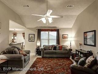 2906 Elise Ln, Bryan TX  77802-1734 exterior
