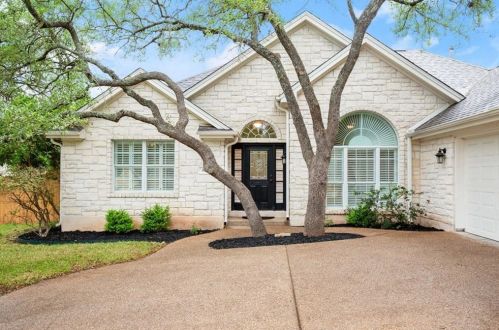 101 Thornwood Rd, Georgetown, TX 78628-4233