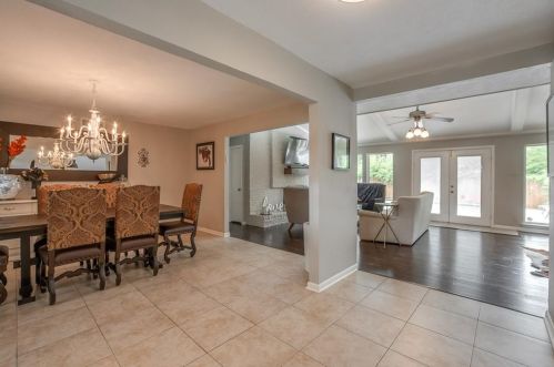 11441 Cromwell Ct, Dallas TX  75229-2532 exterior