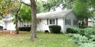 496 Maplewood Dr, Antioch, IL 60002-1668