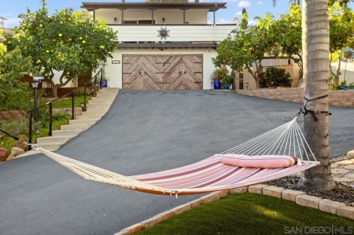 1100 Anza Ave, Vista, CA 92084-4516