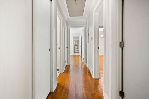 1385 Holly Ln, Atlanta GA  30329-3513 exterior