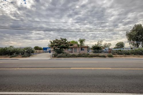 1614 San Vicente Rd, Ramona, CA 92065-3333
