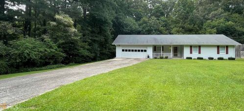 4505 Branchwood Ct, Loganville, GA 30052-2810