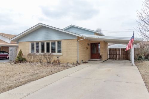 3649 Scott Dr, Chicago, IL 60803-1031