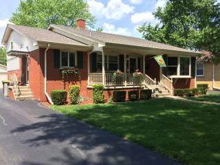17652 William St, Lansing, IL 60438-2062