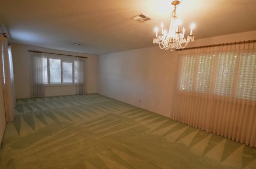 8548 Mason Dr, Stockton, CA 95209-2221