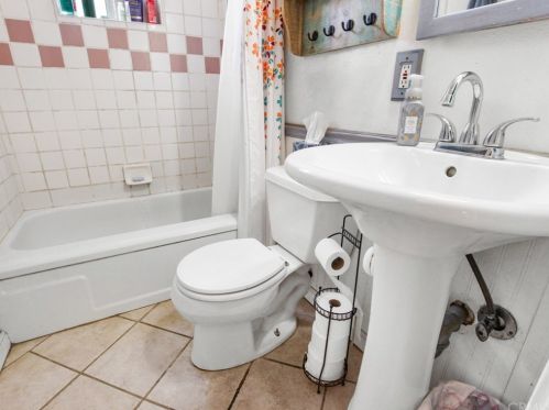 5006 Kent Ave, Santa Ana CA  92704-1938 exterior