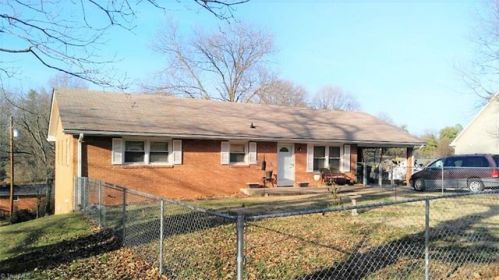 708 Edmund St, Ellisboro, NC 27025-2233