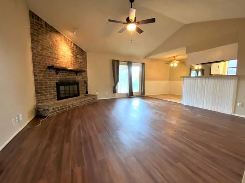 1301 Knowles Dr, Fort Worth TX  76179-1041 exterior