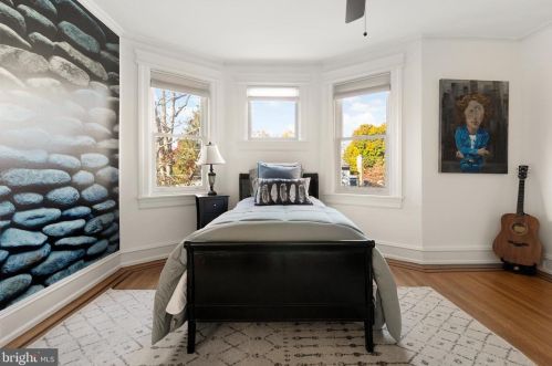 501 Warwick Rd, Tavistock NJ 08033-3831 exterior