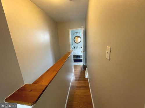 2129 10th St, Philadelphia PA 19148-4425 exterior