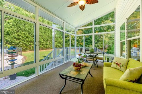 2318 Queensbury Dr, Fallston MD  21047-2928 exterior