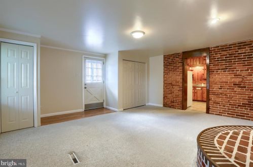 104 Spruce St, Carlisle, PA 17013-2623