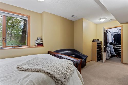 2225 Estates Dr, Saint Paul MN  55122-4032 exterior