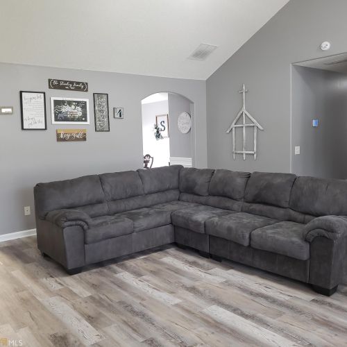 597 Silver Bell Rd, Jefferson GA  30549-0712 exterior