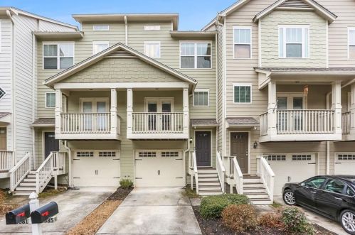 1085 Liberty Pkwy, Atlanta GA  30318-9394 exterior
