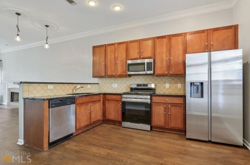 131 Bowen Cir, Atlanta GA  30315-2608 exterior