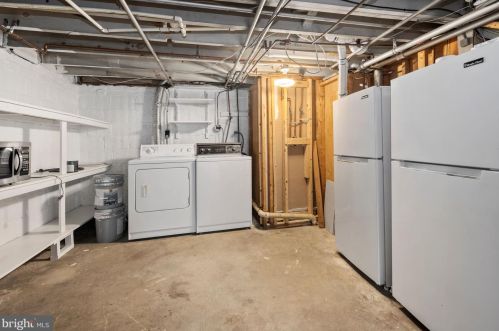 8404 Houston St, Silver Spring MD 20910-4545 exterior