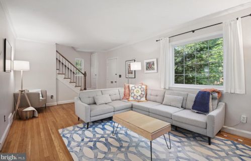 2400 Seminary Rd, Silver Spring MD 20910-1368 exterior