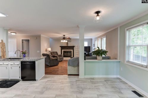 220 Heatherfield Ct, Cayce-West Columbia, SC 29170-2338