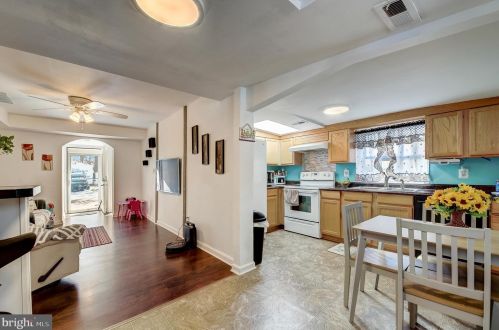 4946 Beech St, Shady Side MD 20764-9666 exterior