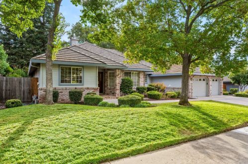 108 Landrum Cir, Folsom, CA 95630-2246