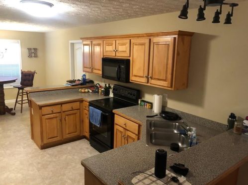 60 Stewart Hollow Ln, Porterdale, GA 30016-5619