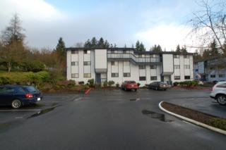 210 Clark St, Bellevue, WA 98027-3734