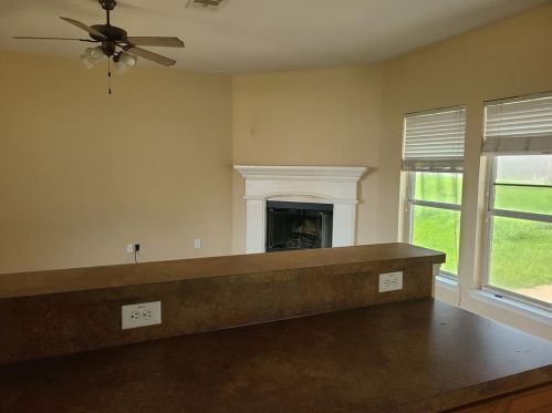 3401 Newgate St, Midlothian TX  76065-8719 exterior