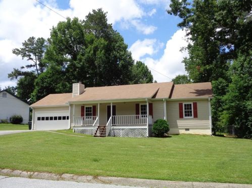 3131 Ashly Brooke Dr, Lithonia, GA 30078-4531