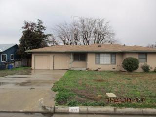 611 Linda Vista St, Visalia, CA 93277-2032