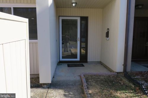 15253 Lodge Ter, Woodbridge VA  22191-3805 exterior