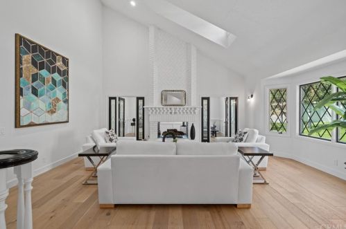 780 25th St, Upland CA  91784-1109 exterior