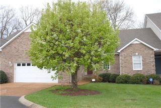 3 Castle Walk, Tullahoma, TN 37388-5397
