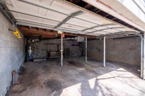 1384 Emory Rd, Atlanta GA  30306-2406 exterior