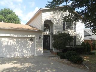205 Tommye Ln, Tahlequah, OK 74464-4175