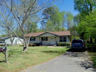 119 Everest Dr, Inman, SC 29349-8999