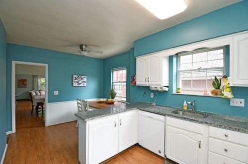 1335 Covedale Ave, Cincinnati OH  45238-3845 exterior