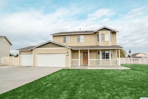 4003 Coachella Ct, Pasco, WA 99301-8324